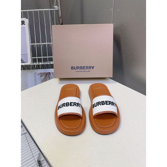 Burberry slippers