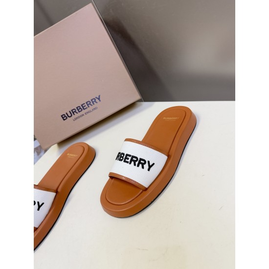 Burberry slippers
