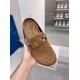 Burberry slippers
