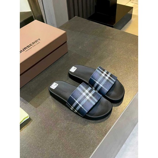 Burberry slippers