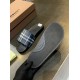 Burberry slippers
