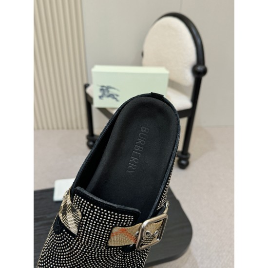 Burberry slippers