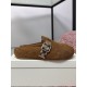 Burberry slippers