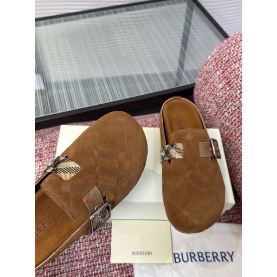 Burberry slippers