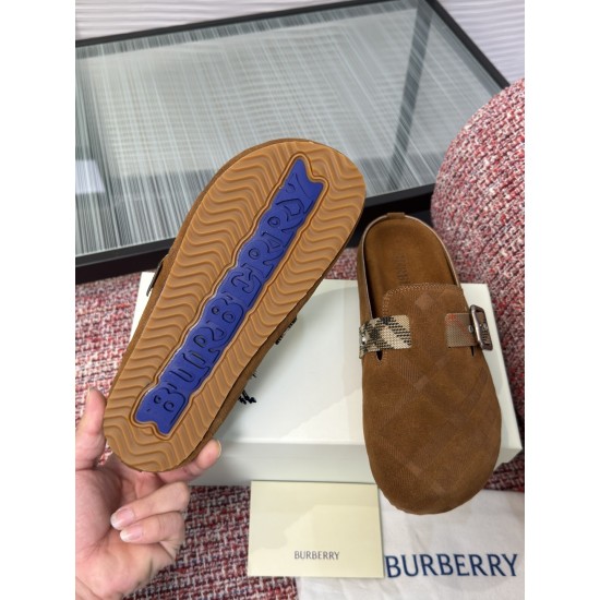 Burberry slippers
