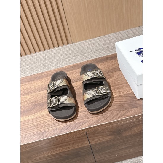 Burberry slippers