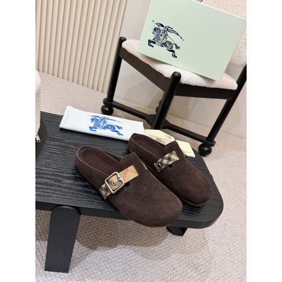 Burberry slippers
