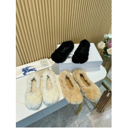 Burberry Shoes Casual Shoes
Women 35-41
