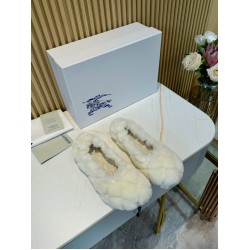 Burberry Shoes Casual Shoes
Women 35-41

