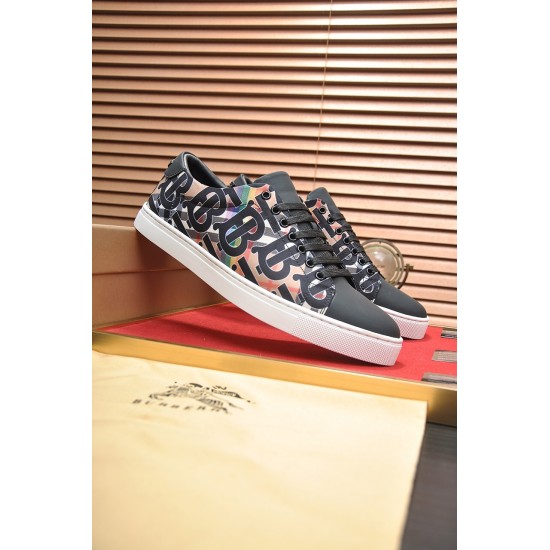 Burberry Shoes Casual Shoes
Women 35-41
