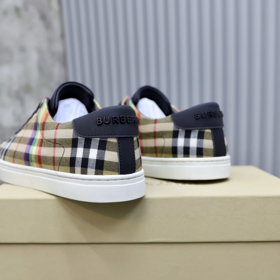 Burberry Shoes Casual Shoes
Women 35-41
