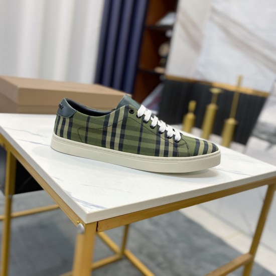 Burberry Shoes Casual Shoes
Women 35-41
