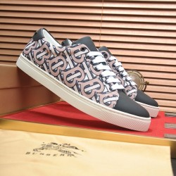 Burberry Shoes Casual Shoes
Women 35-41
