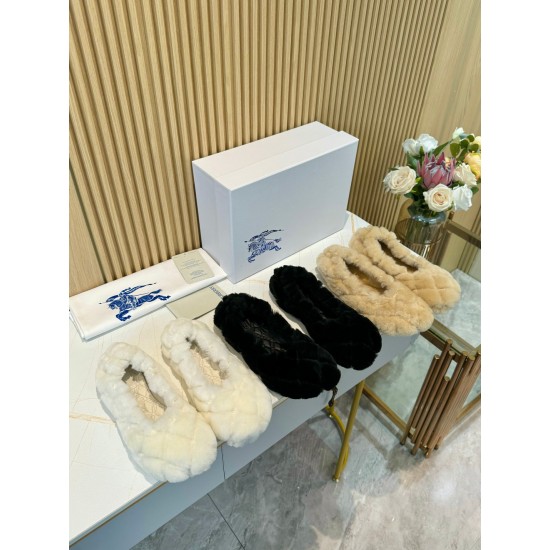 Burberry Shoes Casual Shoes
Women 35-41
