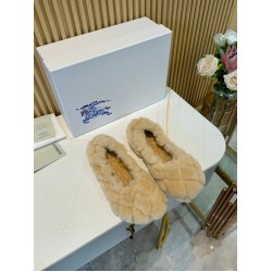 Burberry Shoes Casual Shoes
Women 35-41
