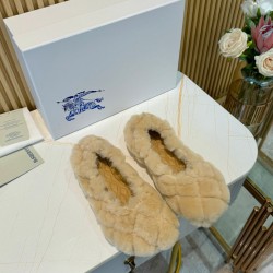 Burberry Shoes Casual Shoes
Women 35-41

