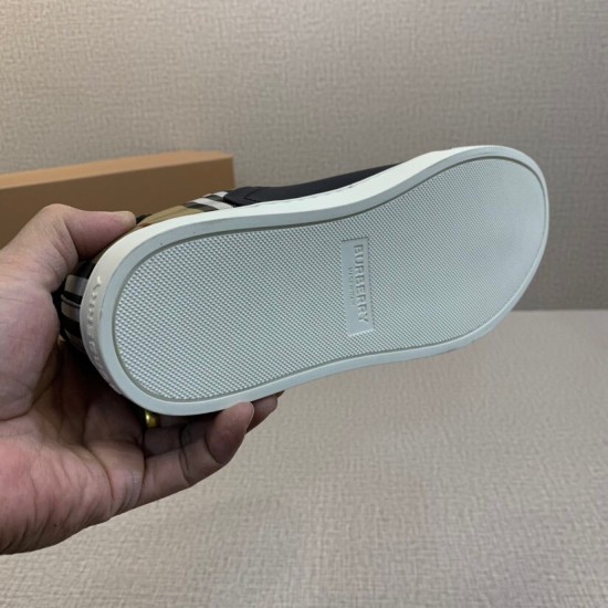 Burberry Shoes Casual Shoes
Women 35-41
