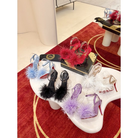 CL Collection Shoes Best Quality
Women 35-41
