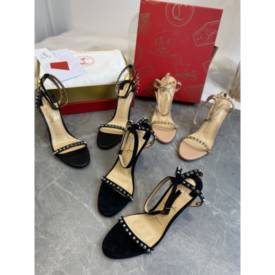 CL Collection Shoes Best Quality
Women 35-41
