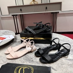 CL Collection Shoes Best Quality
Women 35-41
