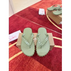 CL Slippers Shoes Best Quality
Women 35-41
