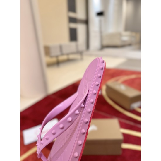 CL Slippers Shoes Best Quality
Women 35-41
