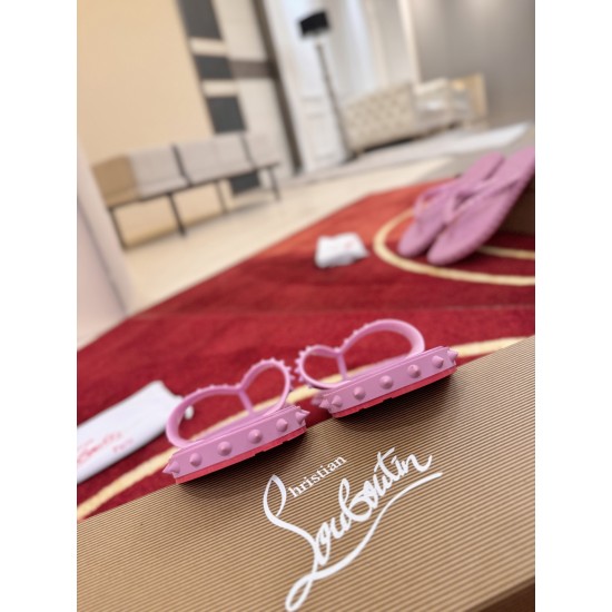 CL Slippers Shoes Best Quality
Women 35-41
