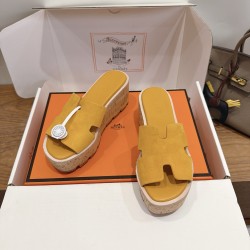 CL slippers