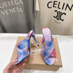 CL slippers