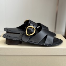 CL slippers