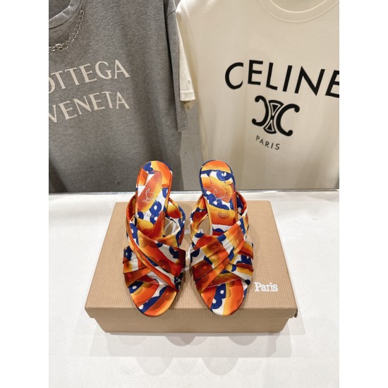 CL slippers
