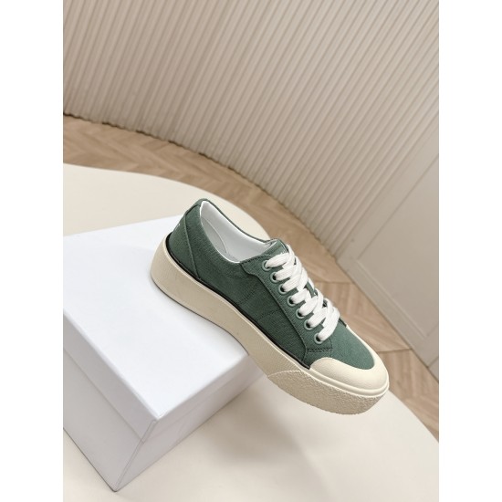 Celine Casual Shoes
Women 35-41
