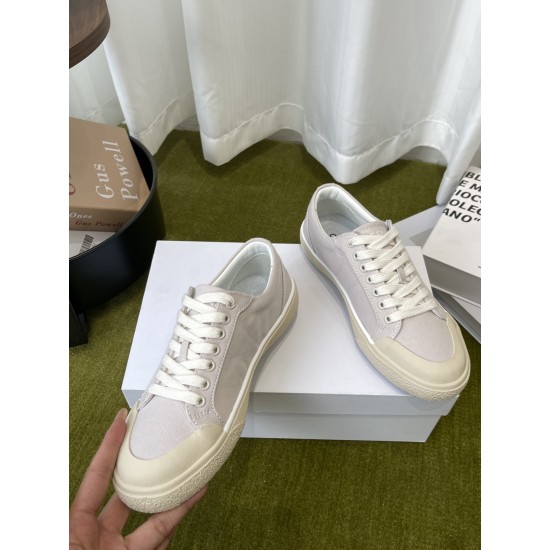 Celine Casual Shoes
Women 35-41

