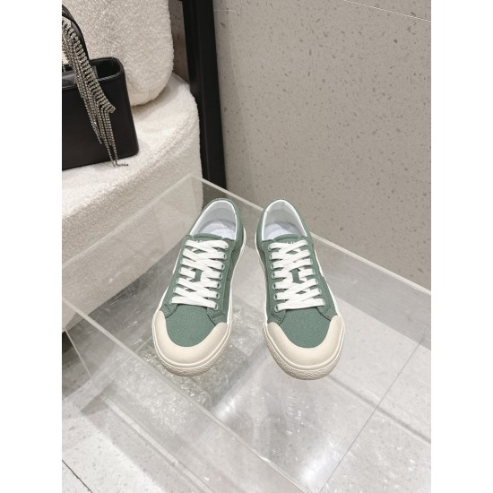 Celine Casual Shoes
Women 35-41
