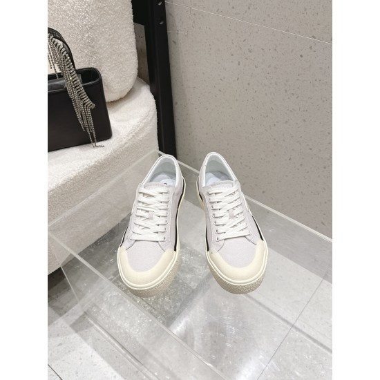 Celine Casual Shoes
Women 35-41

