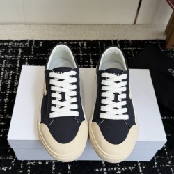 Celine Casual Shoes
Women 35-41
