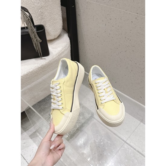 Celine Casual Shoes
Women 35-41
