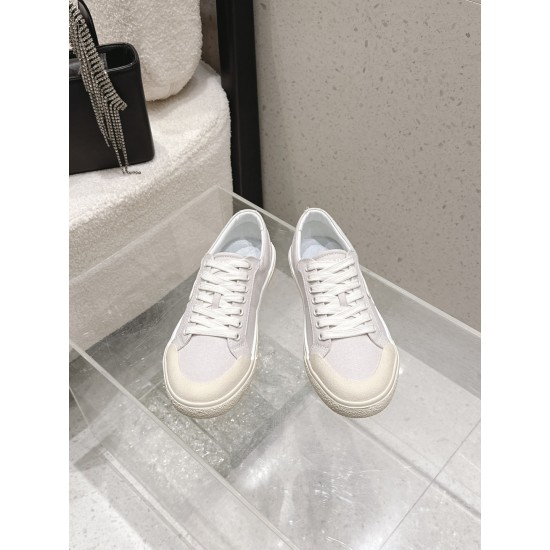 Celine Casual Shoes
Women 35-41
