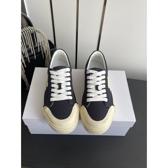 Celine Casual Shoes
Women 35-41
