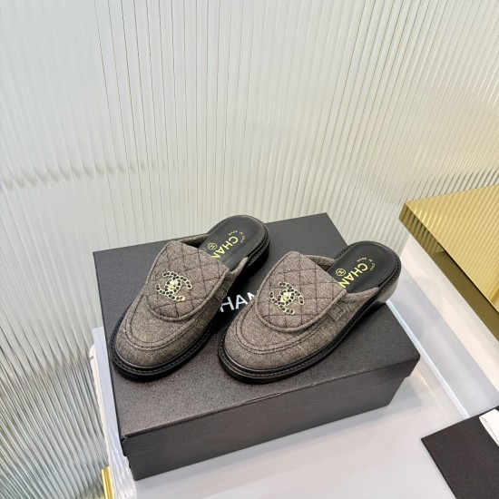 Chanel loafers Shoes
Women 35-41
