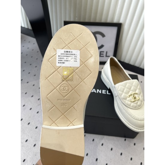 Chanel loafers Shoes
Women 35-41

