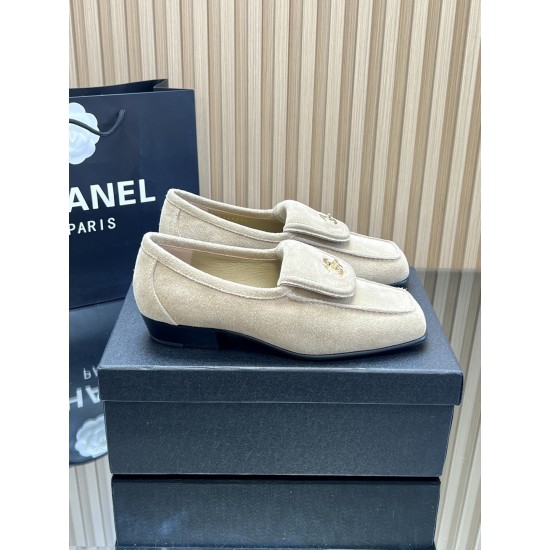Chanel loafers Shoes
Women 35-41
