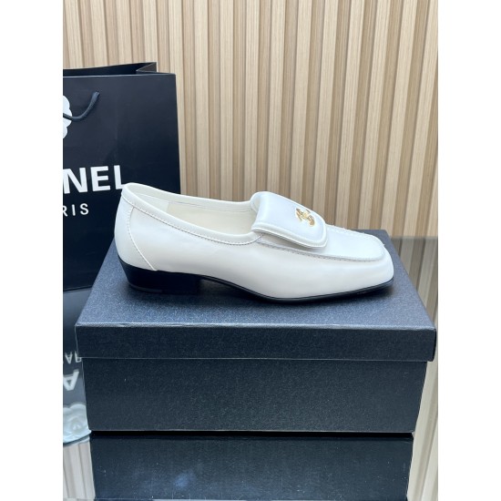 Chanel loafers Shoes
Women 35-41
