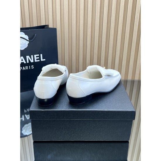 Chanel loafers Shoes
Women 35-41

