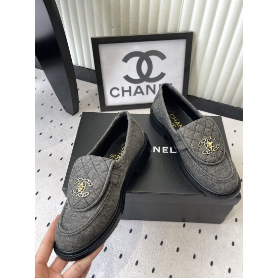 Chanel loafers Shoes
Women 35-41
