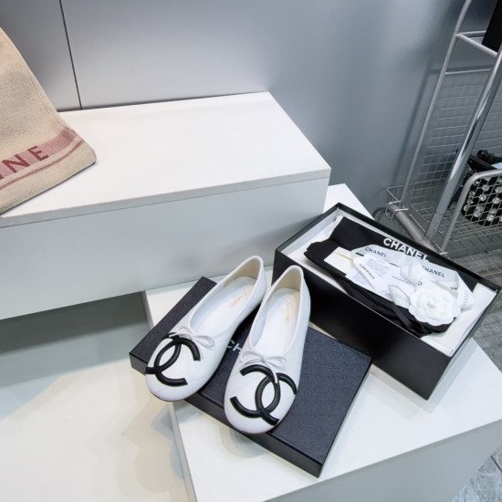 Chanel loafers Shoes
Women 35-41
