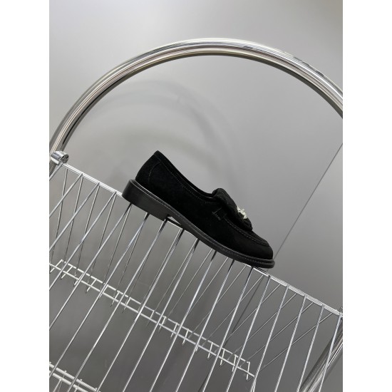 Chanel loafers Shoes
Women 35-41
