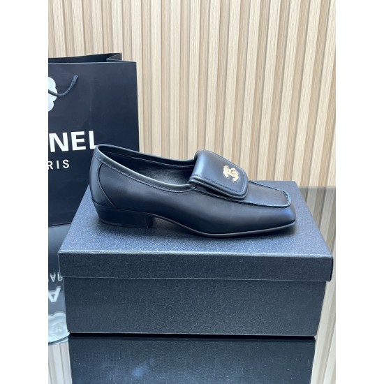 Chanel loafers Shoes
Women 35-41
