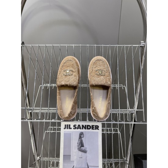 Chanel loafers Shoes
Women 35-41
