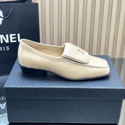 Chanel loafers Shoes
Women 35-41
